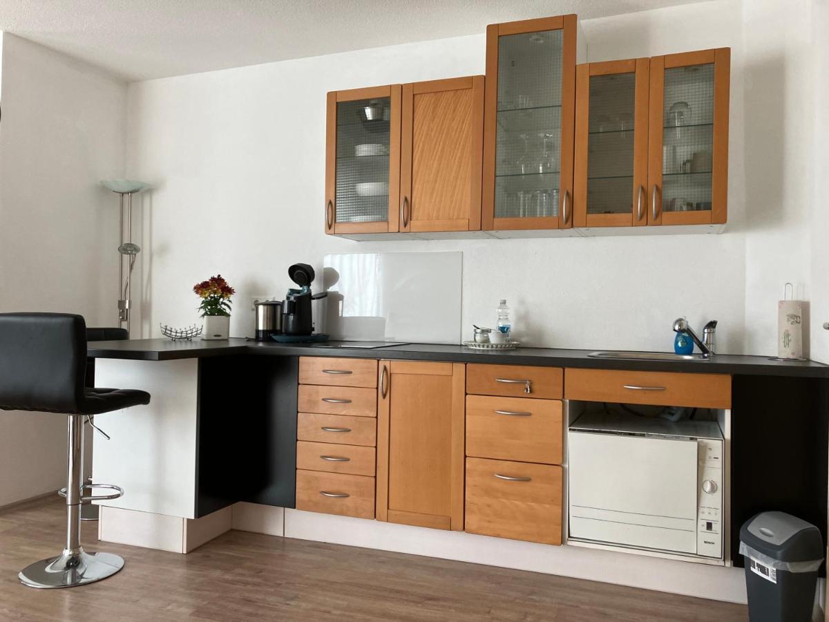 Helle & Ruhige Wohnung In Neu-Ulm Exteriör bild